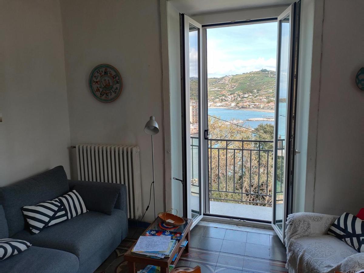 Panoramic Apartments In Villa In Center "The Beach And The Cliff" 1 Agropoli Exterior foto